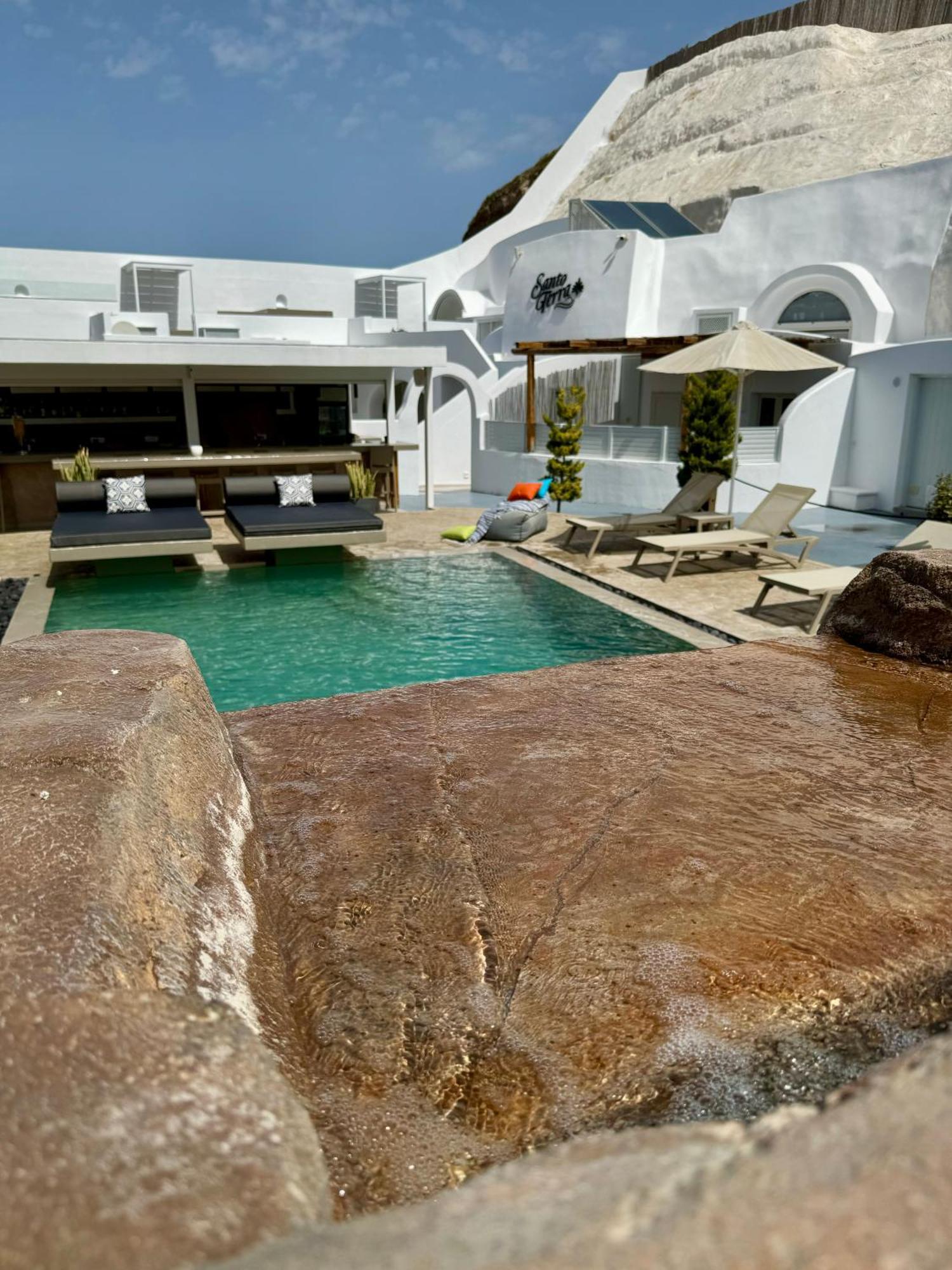 Santoterra Antigua Suites Karterados  Buitenkant foto