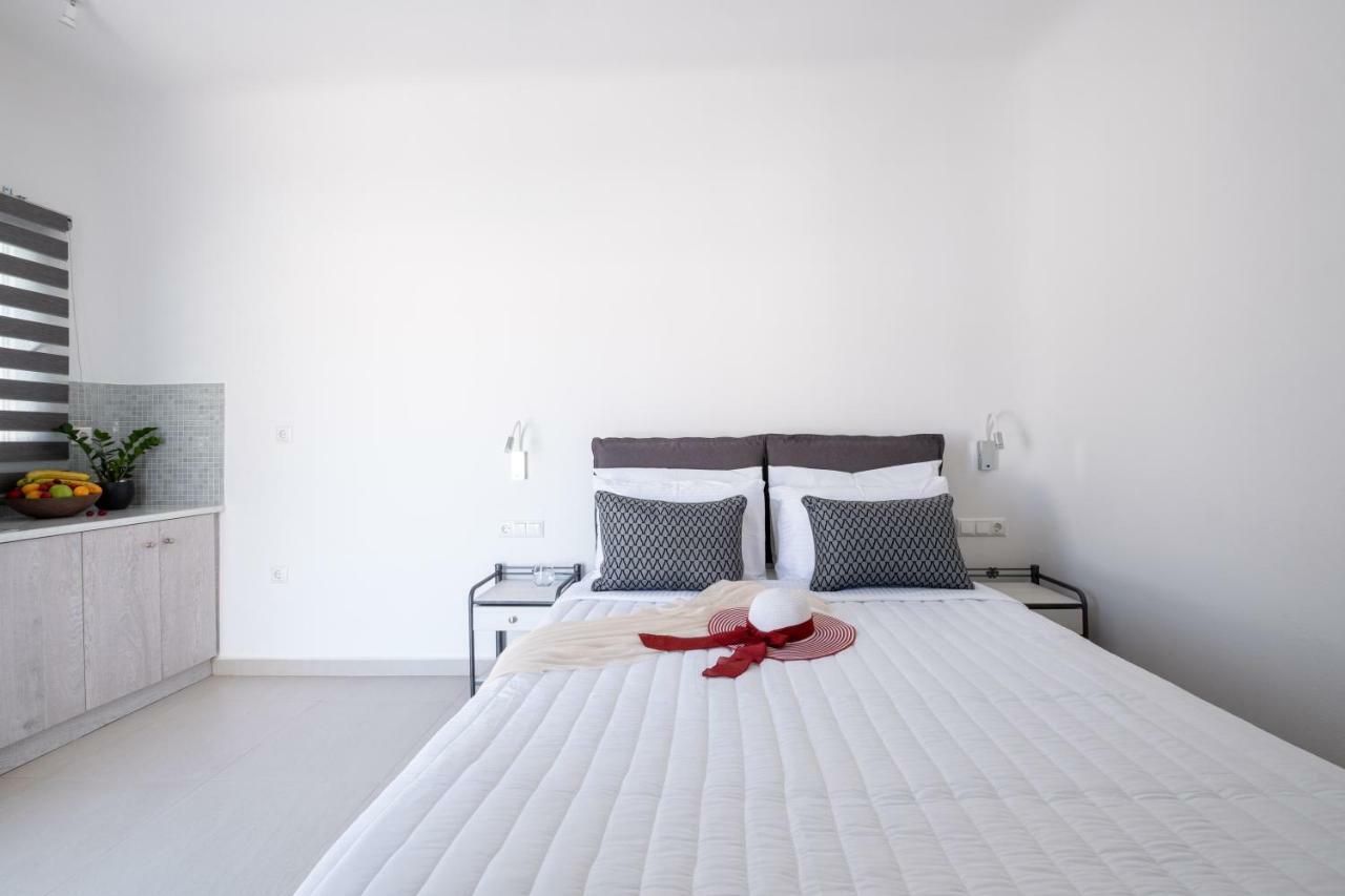 Santoterra Antigua Suites Karterados  Buitenkant foto